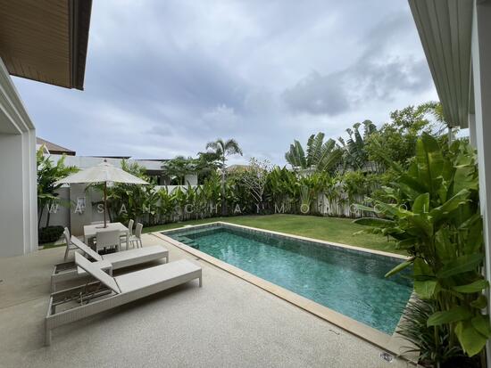 Trichada Essence, Phuket